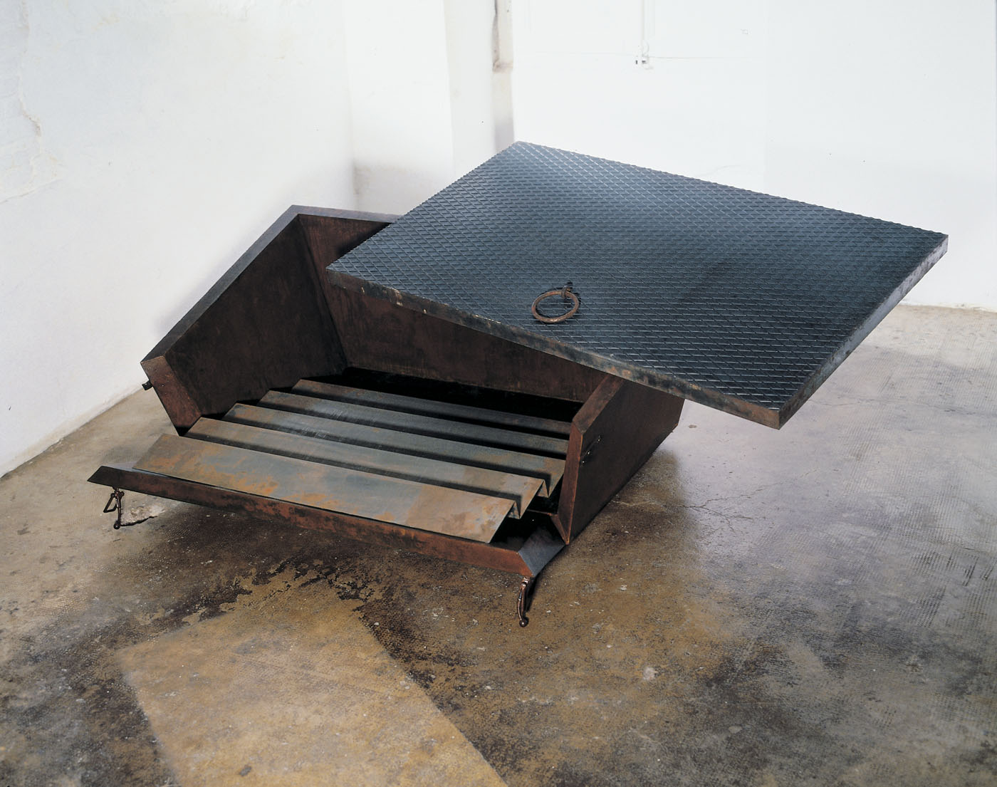 Caja para guardar escaleras