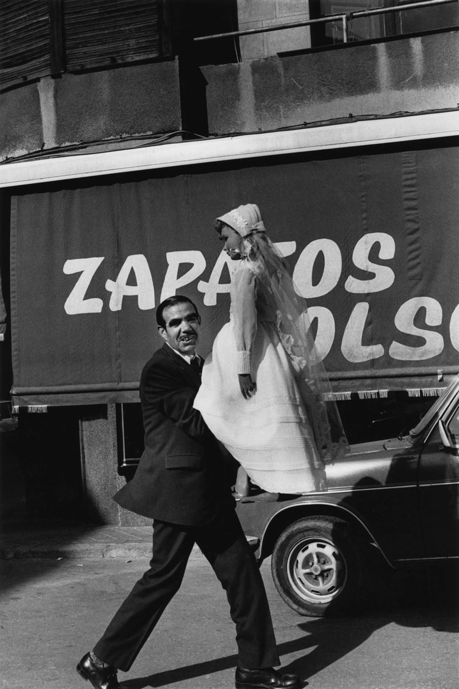 El dependiente. Zamora